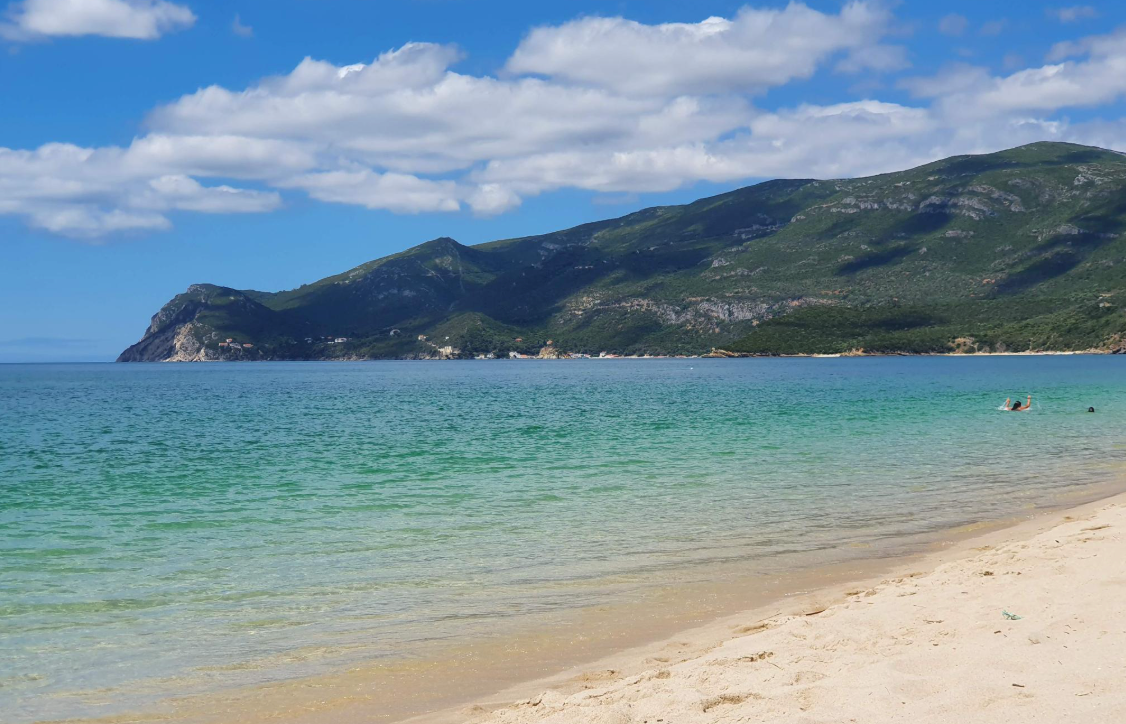 Figueirinha Beach